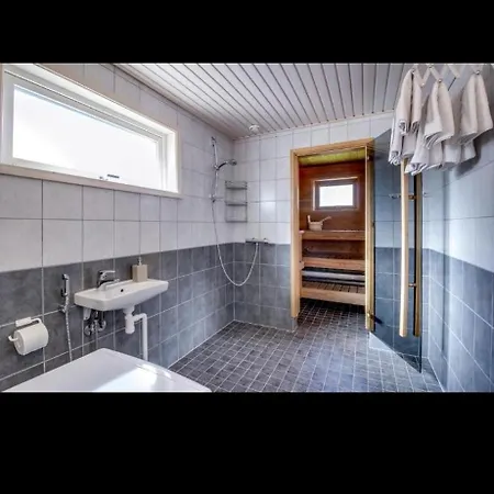 Rent Me Oue Homes With Sauna